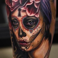 triste santa muorte ragazza tulipani scuri tatuaggio