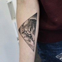 Separated dot style forearm tattoo of cat triangle portrait
