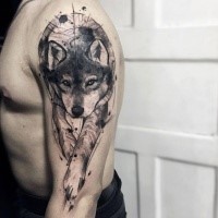 Sketch style encre noire demi-manche tatouage de loup stable