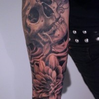 Skull and flower sleeve tattoo by graynd