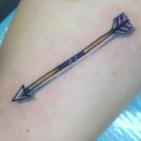 Tatuaje  de flecha india abigarrada