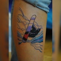 Small illustrative style leg tattoo of snowboarder