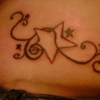 Sternenmuster Tattoo für Mädchen