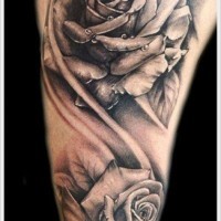 Stunning 3D very detailed black and white roses tattoo on shoulder