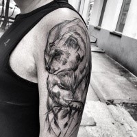 Tatuaggio superiore del braccio superiore in inchiostro nero di grande orso