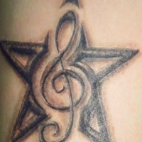 Tatuaggio carino 3D  la stella & la chiave di violino