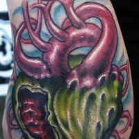 Surrealistisches farbiges Herz 3d Tattoo