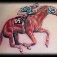 Jockey allant à cheval le tatouage
