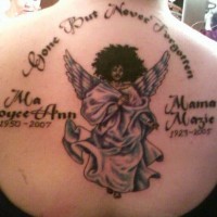 Tatuaje en la espalda Ángel en la memoria de los seres queridos
