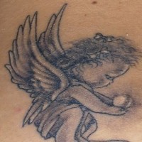 Tatuaje Pequeña niña angelito