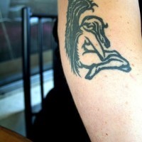 Un silhouette d'ange tatouage