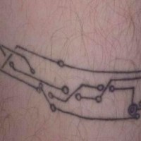 Tatuaggio in stile digitale come il braccialetto