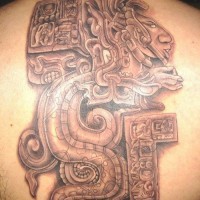 Serpiente Azteca de alta calidad en el arte de la piedra.