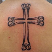 Kaiserliches Kreuz schwarzes Tattoo