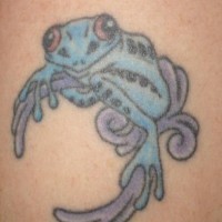 Blue tree frog on tracery tattoo