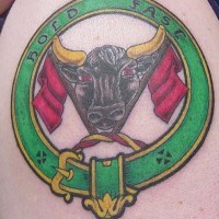 corrida spagnola simbolo toro tatuaggio