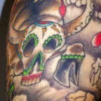 Le tatouage de la crâne de taureau en style de dia de muertos