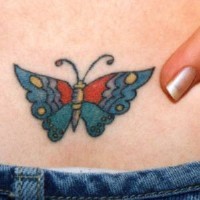 Cartoonisher aufmalender Schmetterling Tattoo