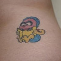 Sesamstraße Tattoo in Farbe