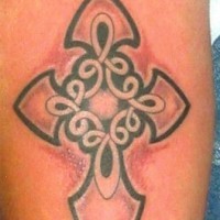 Le tatouage de croix celtique