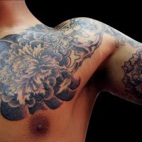 Muy interesante tatuaje estilo yakuza en la manga