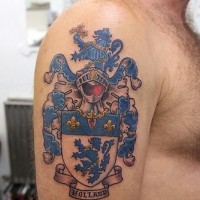 Tatuaje a color símbolo heráldico de Holanda