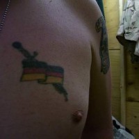bandiera danimarca e pugnale tatuaggio
