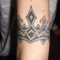 Crown armband tattoo