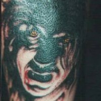 Le tatouage réaliste de démon d'un filme