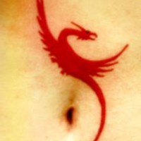minimalistico drago rosso tatuaggio