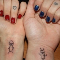 Deux tatouages similaires 'amitié pour les amis femmes