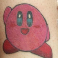 Lustiges Farbtattoo von Kirby