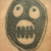 Tattoo mit Logo von The Mighty Boosh