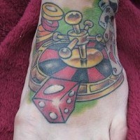 tatuaje en el pie de la rueda de ruleta