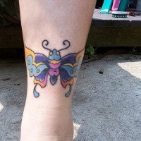 Bunter großer Schmetterling Tattoo