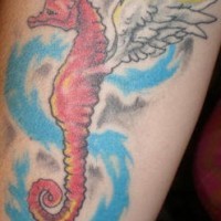 Le tatouage du cheval de mer aillé
