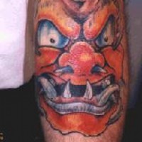 oni demonio pagliaccio tatuaggio colorato