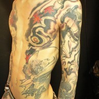 largo stile giapponese body tatuaggio