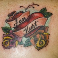 Heart and roses with name tattoo in colour