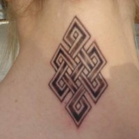 Knot pattern tattoo on neck