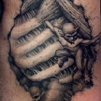 tatuaje de pequeño demonio dentro del cuerpo