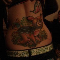 Nettes Ren Bambi Tattoo für Mädchen
