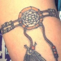Nativo americano talismano bracciale tatuaggio