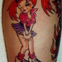 el tatuaje de una chica con pelo rojo hecho en color