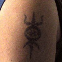 Schwarzer Krieger Symbol Tattoo