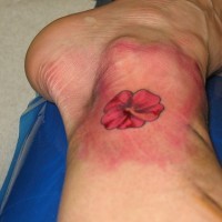  tattoo of hibiscus flower 