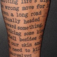 Bein Tattoo, langer Text über das Leben