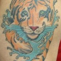 Tiger in waves coloured tattoo
