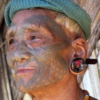 Shading tribal face tattoo