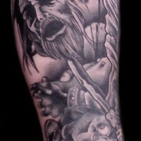 Dunkler Krieger mit schwarzer Krähe Tattoo